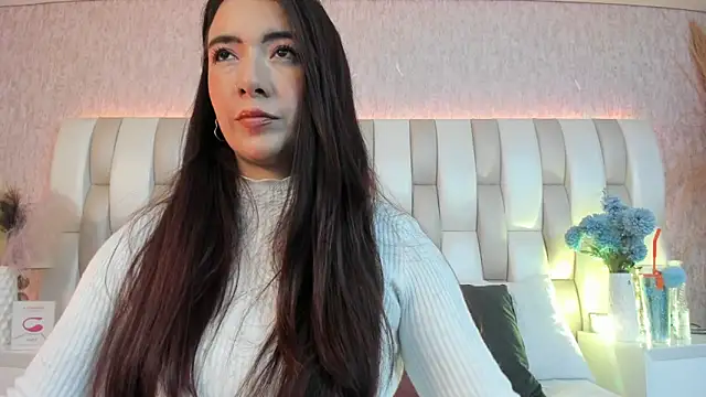 Ari lynn  online show from 20, 12, 2025