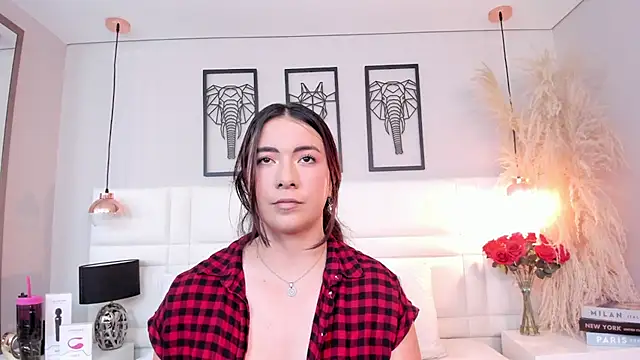 Ari lynn  online show from 5, 11, 2025