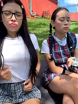 l0lita sweet online show from 7, 1, 2026