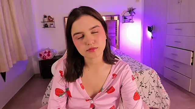 MIACUTEE  online show from 20, 3, 2026