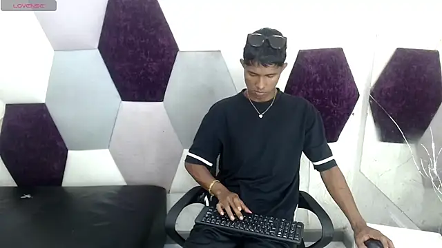 Snapshot of Mick_storm chatting on 6, 2, 2026 Mick storm online show from 6, 2, 2026