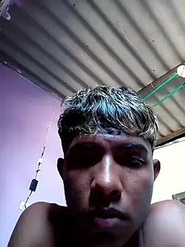 Snapshot of Mick_storm chatting on 15, 12, 2025 Mick storm online show from 15, 12, 2025