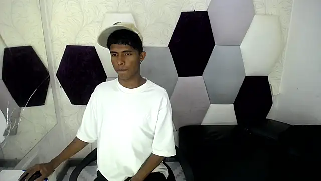 Snapshot of Mick_storm chatting on 24, 2, 2026 Mick storm online show from 24, 2, 2026