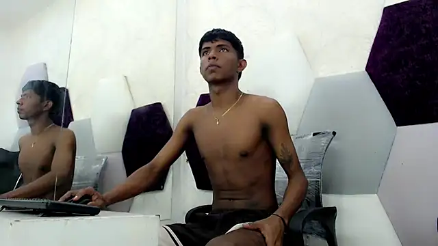 Snapshot of Mick_storm chatting on 11, 11, 2025 Mick storm online show from 11, 11, 2025