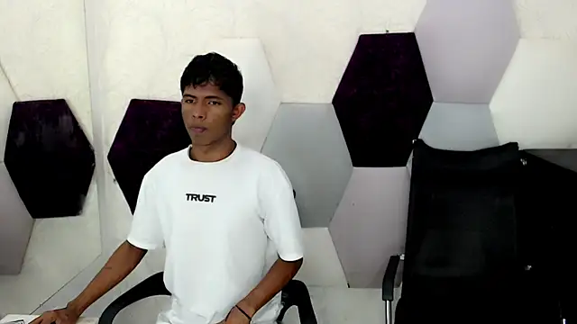 Snapshot of Mick_storm chatting on 15, 11, 2025 Mick storm online show from 15, 11, 2025