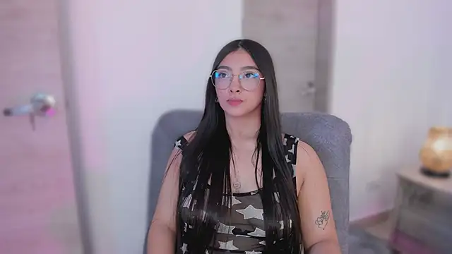 MirandaJohnson  online show from 22, 10, 2025