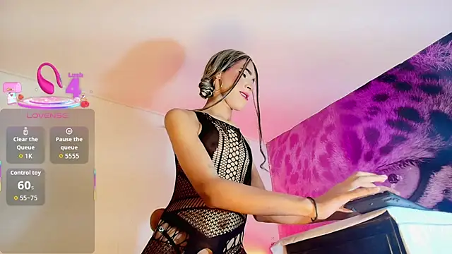 Snapshot of ANGEL_EVIL_S7 chatting on 17, 11, 2025 ANGEL EVIL S7 online show from 17, 11, 2025