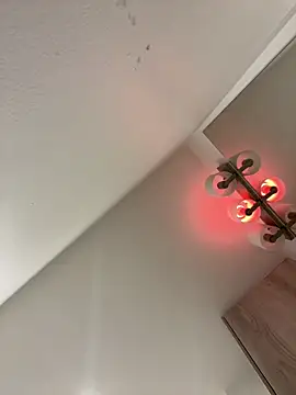 Amyblackheartxox online show from 13, 3, 2026