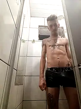 RuivoDotado24cm online show from 16, 10, 2025