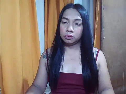 ellah morenax online show from 13, 5, 2026