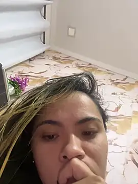 safadinhaquenteW online show from 8, 7, 2026