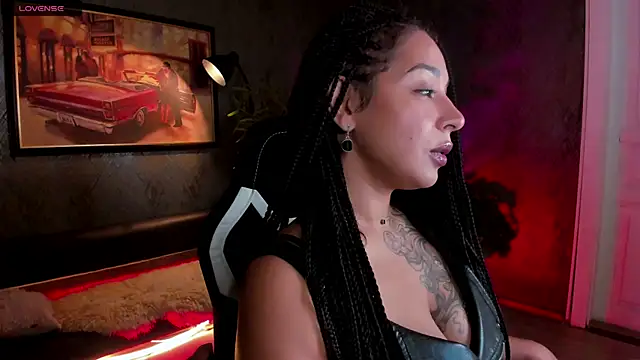 Aisha Goldstein online show from 20, 11, 2025