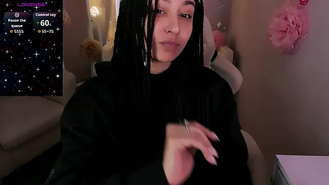 Aisha Goldstein online show from 5, 4, 2026