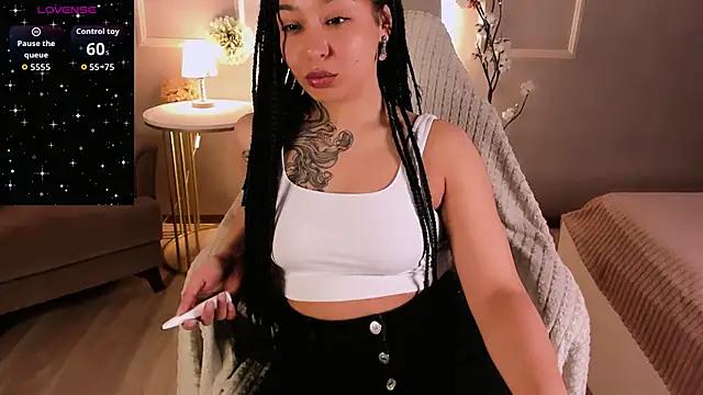 Aisha Goldstein online show from 14, 4, 2026