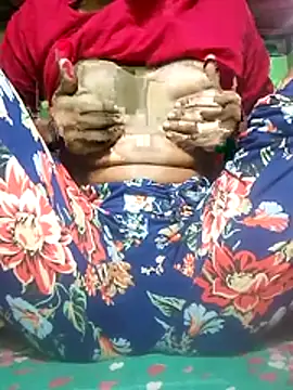 Snapshot of Night_Queen20 chatting on 1, 3, 2026 Night Queen20 online show from 1, 3, 2026