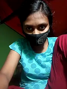 Snapshot of Night_Queen20 chatting on 20, 10, 2025 Night Queen20 online show from 20, 10, 2025