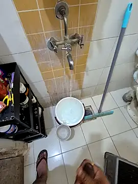 crawlerdrill online show from 27, 10, 2025