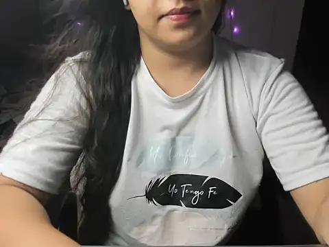 Snapshot of Divya68 chatting on 18, 10, 2025 Divya68 online show from 18, 10, 2025