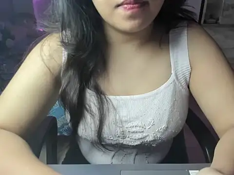 Snapshot of Divya68 chatting on 27, 10, 2025 Divya68 online show from 27, 10, 2025