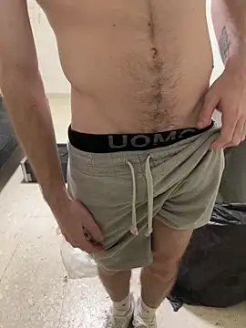 Snapshot of ZorroRomeo chatting on 13, 10, 2025 ZorroRomeo online show from 13, 10, 2025