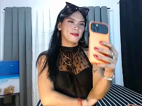 Snapshot of kettie_ chatting on 31, 10, 2025 kettie online show from 31, 10, 2025