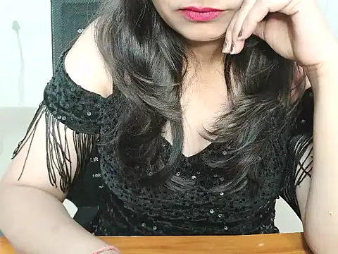 Model Show01 online show from 16, 12, 2025