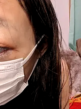 Snapshot of jyuse000ryuse chatting on 23, 11, 2025 jyuse000ryuse online show from 23, 11, 2025