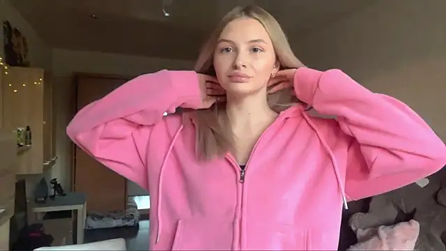 Snapshot of VictoriaMystery chatting on 23, 10, 2025 VictoriaMystery online show from 23, 10, 2025