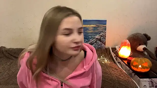 Snapshot of VictoriaMystery chatting on 29, 10, 2025 VictoriaMystery online show from 29, 10, 2025