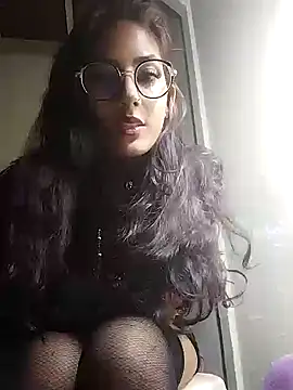 Snapshot of Reiha chatting on 25, 10, 2025 Reiha online show from 25, 10, 2025