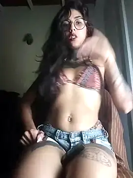 Snapshot of Reiha chatting on 27, 11, 2025 Reiha online show from 27, 11, 2025