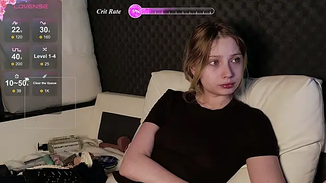 Fluffy Cloude online show from 28, 6, 2026