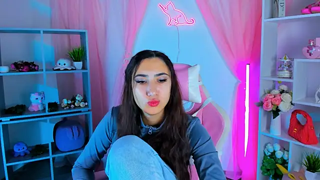 RebeckaThornton online show from 13, 11, 2025