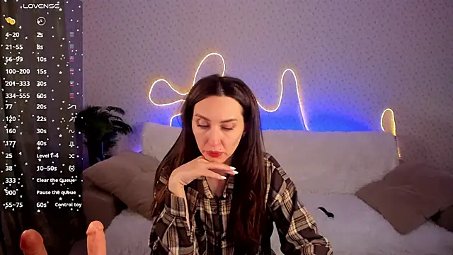 Lilith Sora online show from 8, 4, 2026