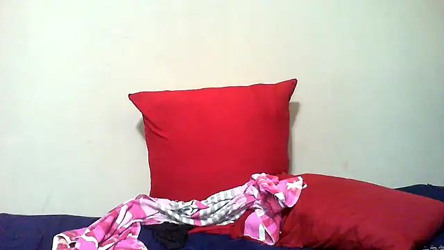 LICIOUSEBOOBSXX online show from 19, 12, 2025