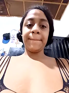 Snapshot of lacrespa24 chatting on 15, 11, 2025 lacrespa24 online show from 15, 11, 2025