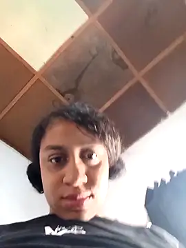 Snapshot of lacrespa24 chatting on 31, 10, 2025 lacrespa24 online show from 31, 10, 2025