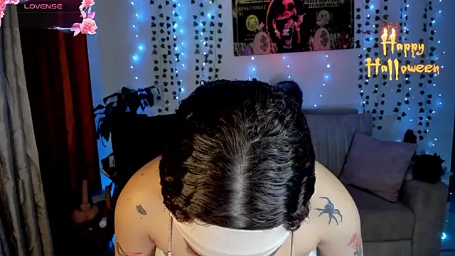 Lizz martins online show from 4, 11, 2025