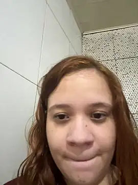 ruivinhadancer online show from 11, 5, 2026