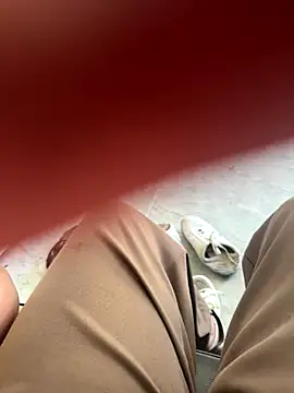 Linh-xxx online show from 7, 11, 2025