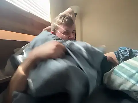 eddieeeeee1232 online show from 15, 12, 2025