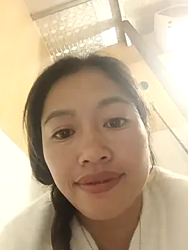 Snapshot of -Paige- chatting on 1, 12, 2025 -Paige- online show from 1, 12, 2025