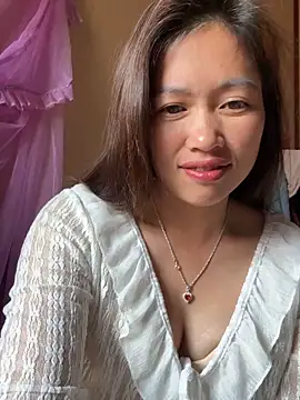 Snapshot of -Paige- chatting on 31, 3, 2026 -Paige- online show from 31, 3, 2026