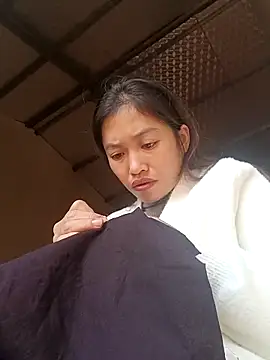 Snapshot of -Paige- chatting on 2, 12, 2025 -Paige- online show from 2, 12, 2025