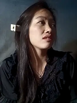 Snapshot of -Paige- chatting on 12, 3, 2026 -Paige- online show from 12, 3, 2026