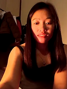 Snapshot of -Paige- chatting on 15, 12, 2025 -Paige- online show from 15, 12, 2025