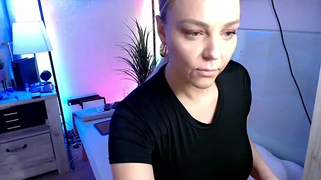 Snapshot of sofiahothead chatting on 30, 3, 2026 sofiahothead online show from 30, 3, 2026