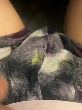 LilCheeky online show from 28, 11, 2025