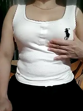 LalayCii online show from 15, 10, 2025