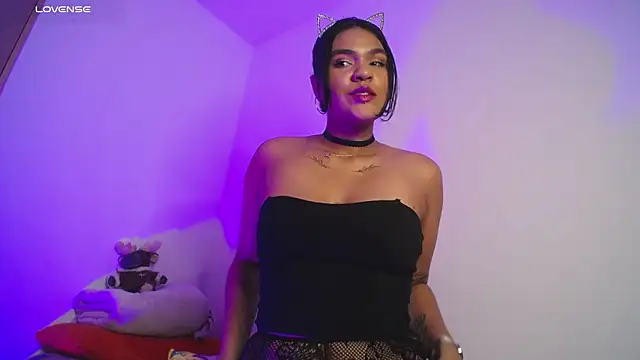 Miranda kim  online show from 30, 10, 2025